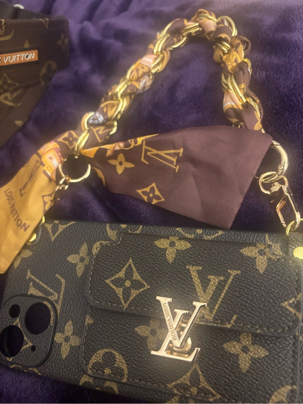 Louis Vuitton-Monogram Sun Visor and 2 IPhone14/15 Plus Cell Phone Cases - Picture 2 of 11